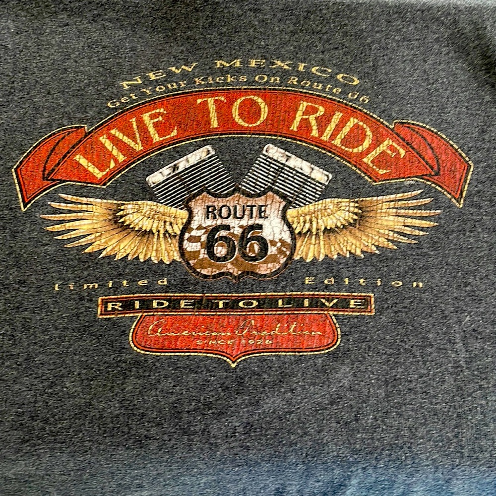 Delta Pro Weight men’s medium t- shirt
